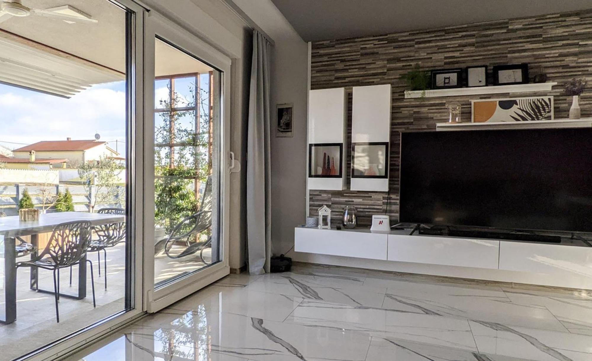 Villa Lily Galižana Zewnętrze zdjęcie